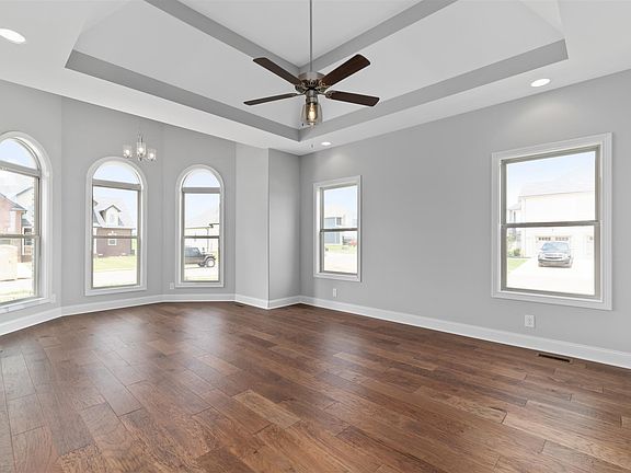 5th image of 195 Wellington Flds Lot 195