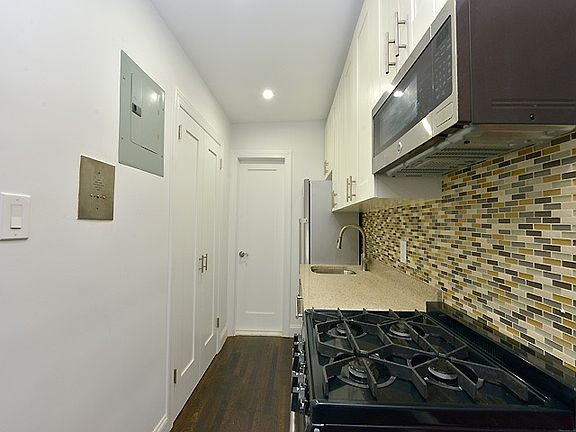2nd image of 239 E 81st St #1CC