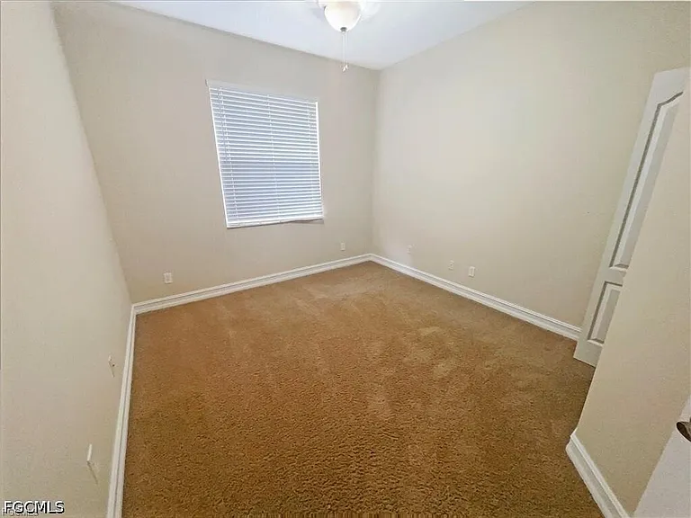 10257 Silver Palm Dr — Photo 18