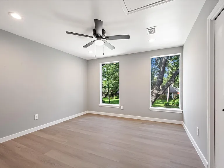 14015 Cleobrook Dr — Photo 29