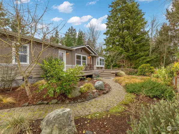 393 Sentinel Firs Road, Port Hadlock, WA 98339