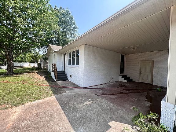 2nd image of 309 Chestnut Blvd