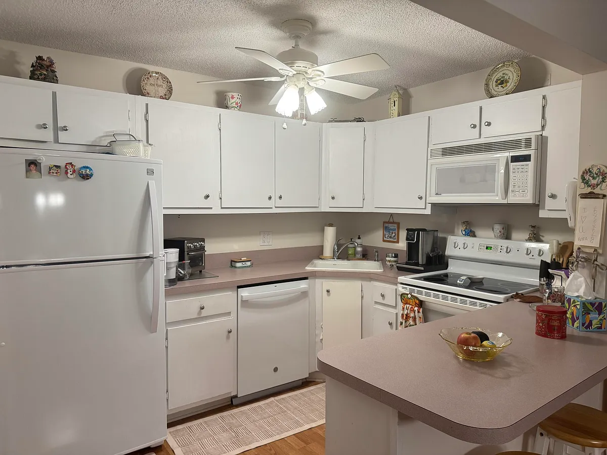 Building Photo - 417 Pine Glen Ln #C-2