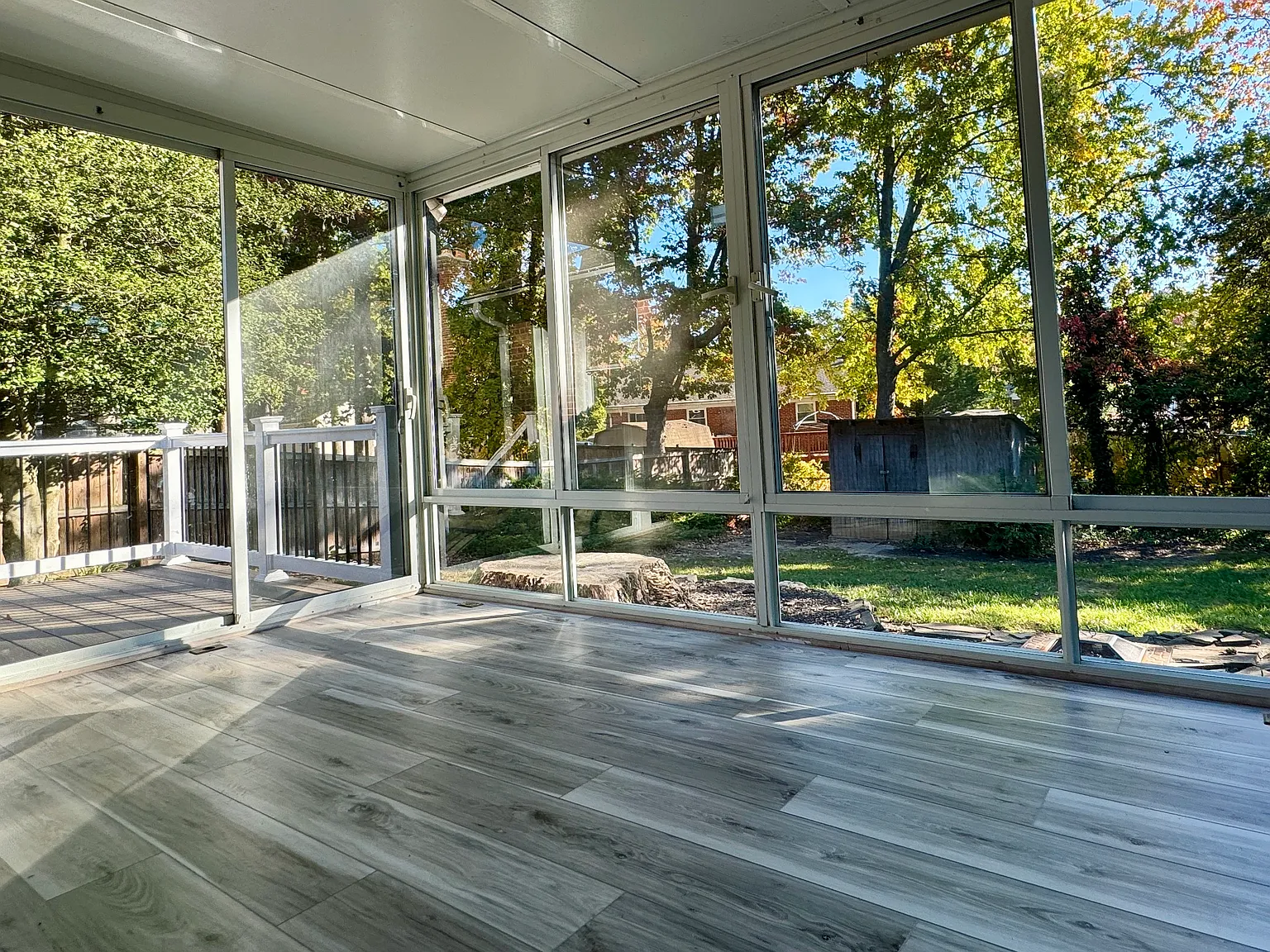 3221 Holly Hill Dr — Photo 4
