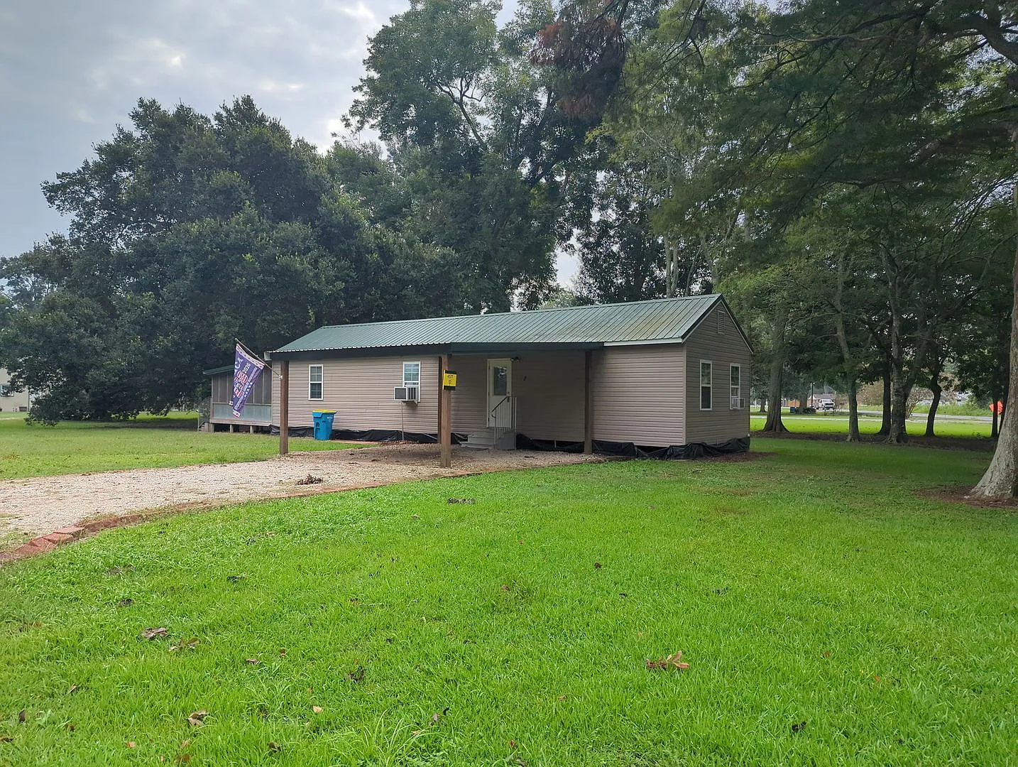 1 Bed 1 Bath St Martinville — Photo 2
