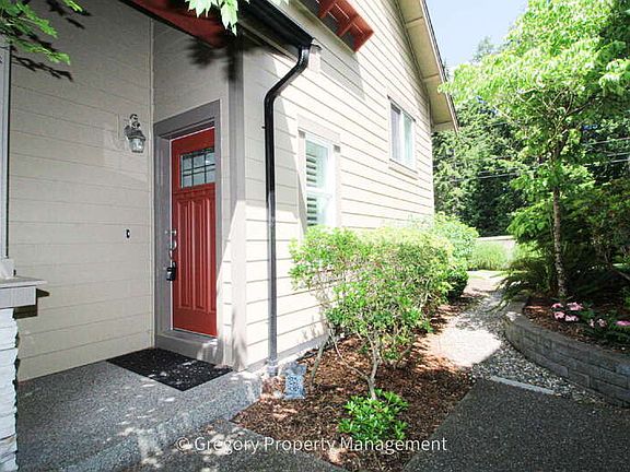 4th image of 13824 N Creek Dr Unit 802