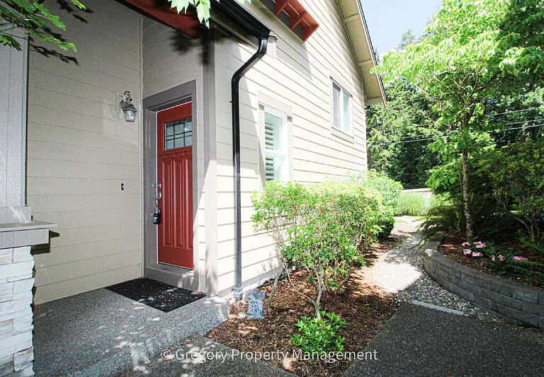 13824 N Creek Dr #802 — Photo 4