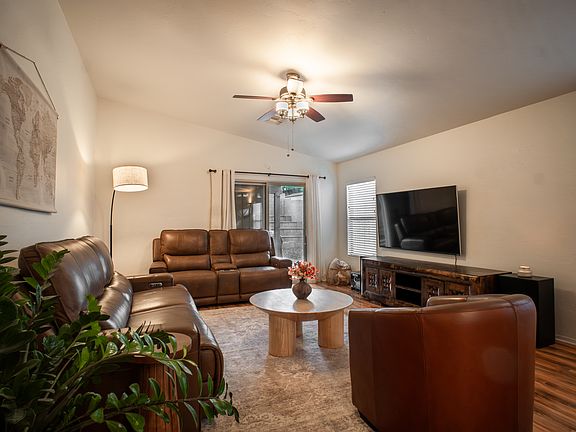 4th image of 3724 W Fitzwater Ct