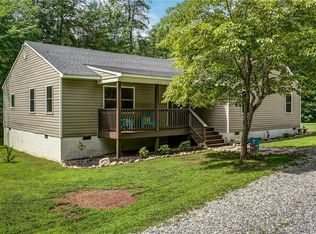 3928 Whitehall Rd, Sandy Hook, VA 23153