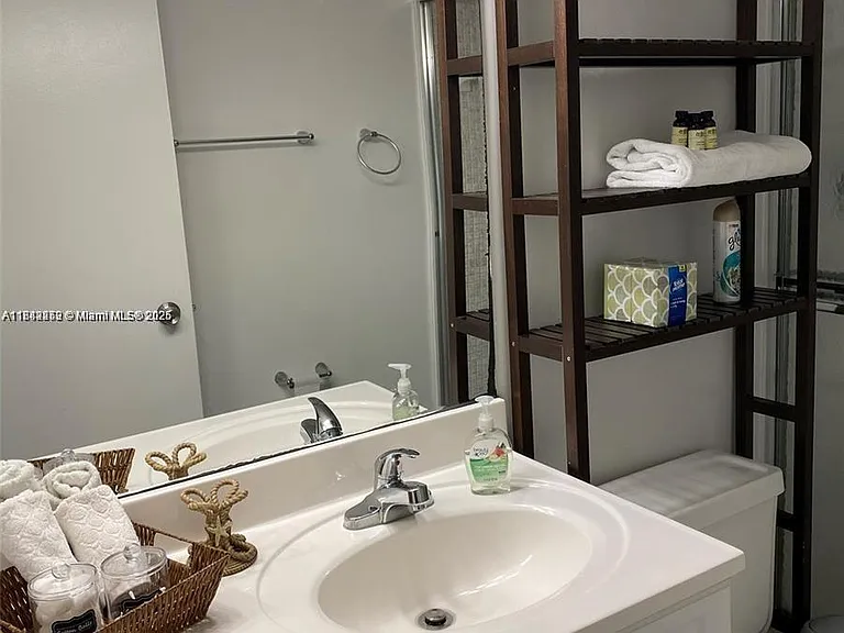 3725 S Ocean Dr #419 — Photo 10