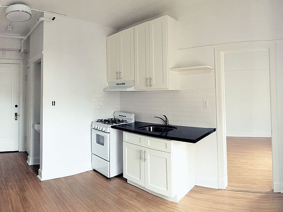 2nd image of 102-108 N Glendale Ave #620