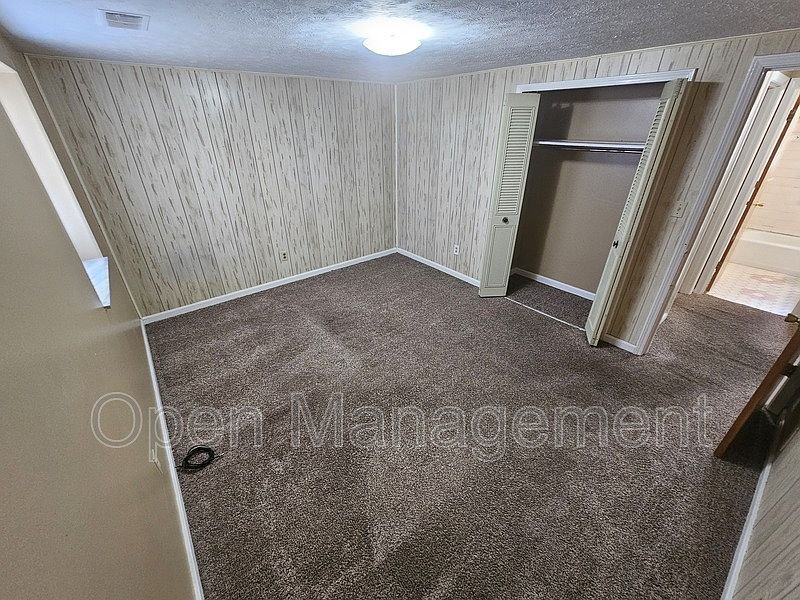 2nd image of 3416 Kramers Ln Trailer 11