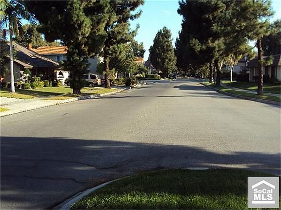 2nd image of 16525 Redwood Dr