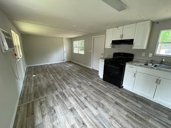 11656 SE 50th Avenue Rd #5, Belleview, FL 34420