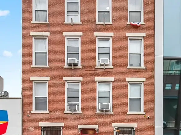 151 Berry St #3L, Brooklyn, NY 11249
