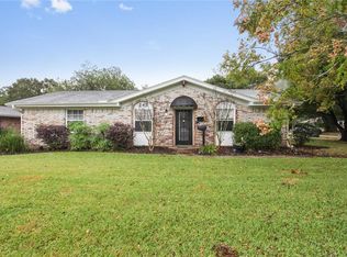 763 University Dr, Lake Charles, LA 70605