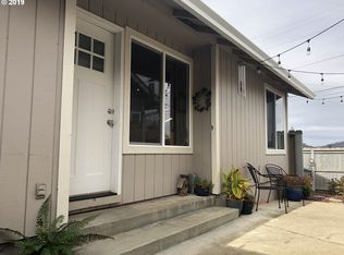 2749 W Lorraine Ave, Roseburg, OR 97471