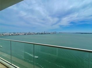 800 Claughton Island Dr APT 2203, Miami, FL 33131