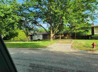 527 W Cardinal Ln, Colwich, KS 67030