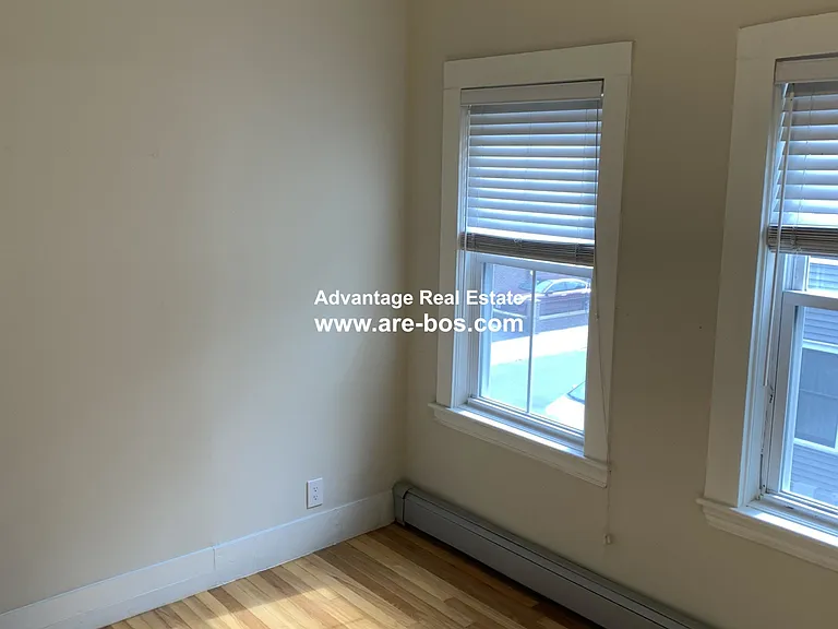 15 Harding St #2 — Photo 7