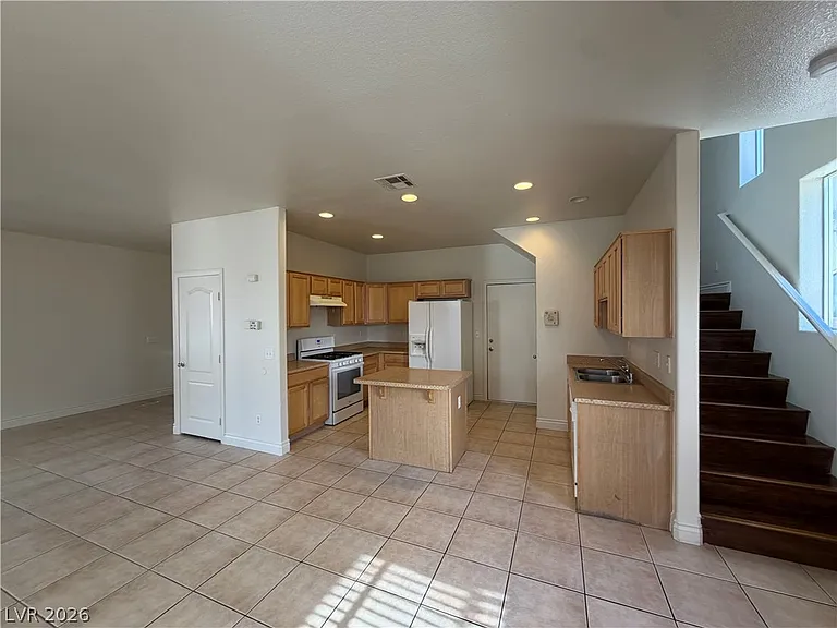 3762 Corpolo Ave — Photo 13