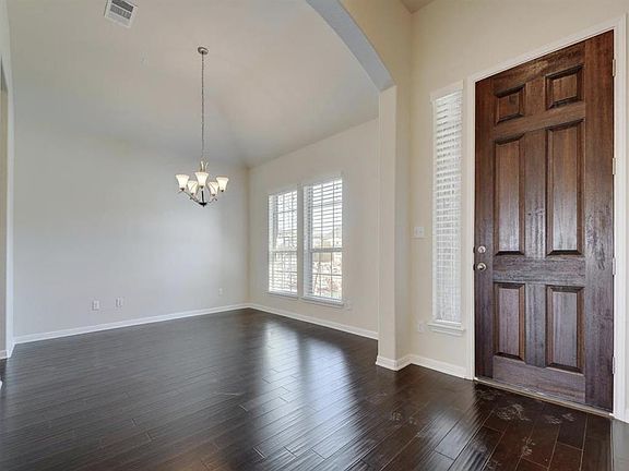 2nd image of 2829 Coral Valley Dr