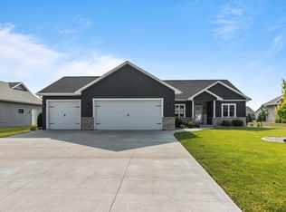 4725 N Vincent Dr, Appleton, WI 54913