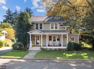 9 Montgomery Ave, Gaithersburg, MD 20877