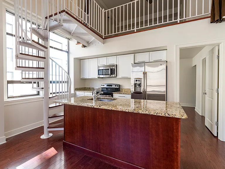 1501 Locust — Photo 48