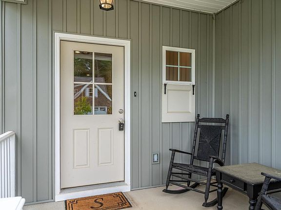 4th image of 1767 Oakvale Dr