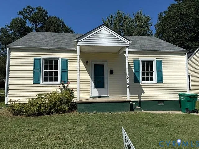 2 bed, 1.0 bath, 1056 sqft, $1,950 — Photo 1