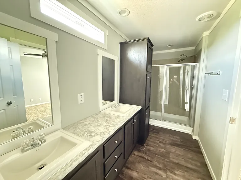 339 Marigold Ln — Photo 6