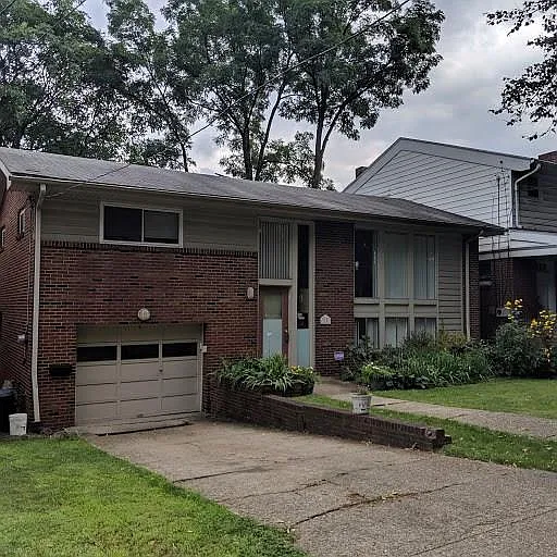 3151 Beechwood Blvd photo 1