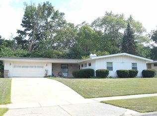 1606 Hillsdale Rd, South Bend, IN 46614