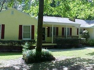 818 Oak Springs Dr, Aylett, VA 23009