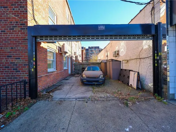 2202 Burnett Street image 6 of 45