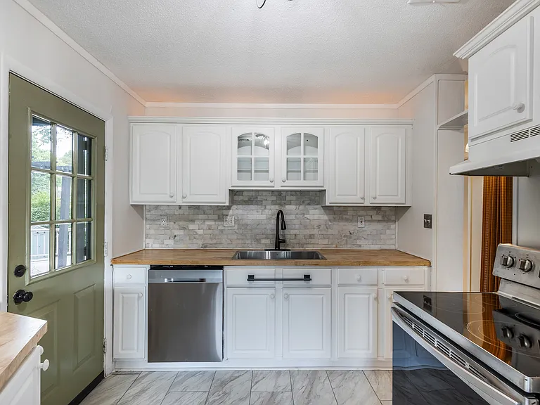 1125 Timbergrove Dr — Photo 17