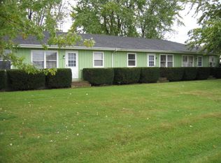 415 E North St APT 3, Somonauk, IL 60552