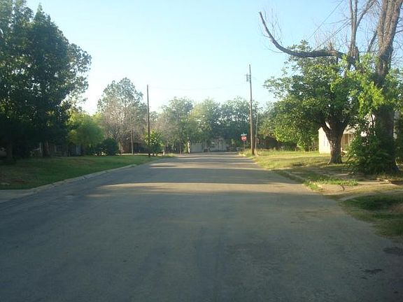4th image of 2507 Durham Ave