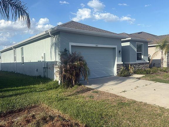 3rd image of 13413 Golden Lime Ave
