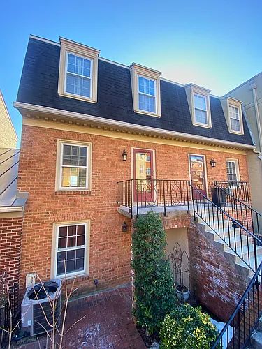1664 Beekman Pl NW #A Photo 1