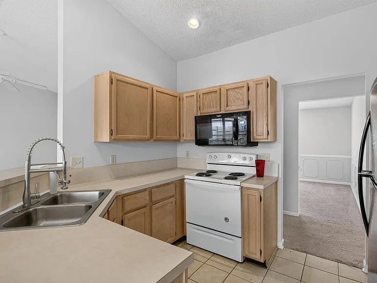 400 Ashcroft Landing Dr — Photo 17