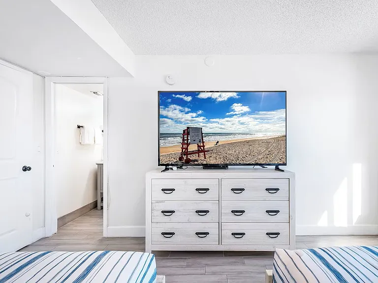1513 Ocean Shore Blvd #F4 — Photo 22