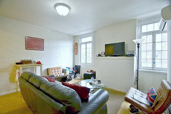 Rented by Bold New York | media 17