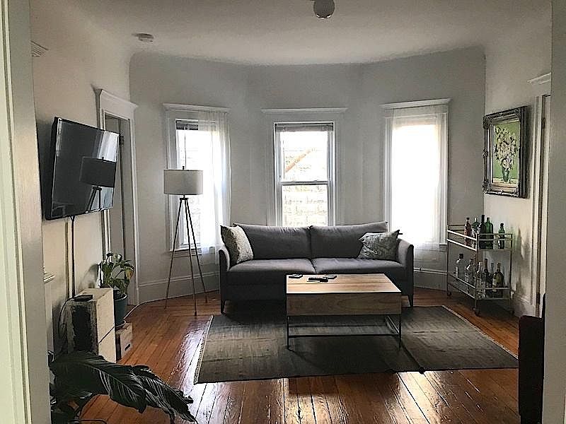 2nd image of 5 Holyoke Rd #2