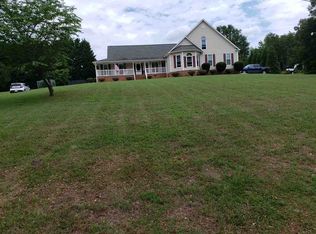 395 Hickory Hollow Rd, Inman, SC 29349