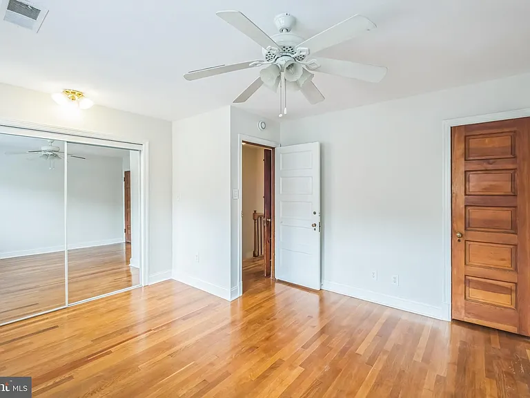 1407 K St SE — Photo 14