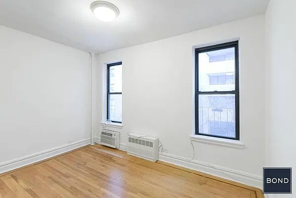 Rented by Bond New York | media 18