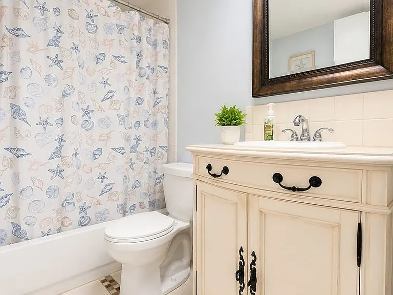 115 Lakeview Way #115 — Photo 15