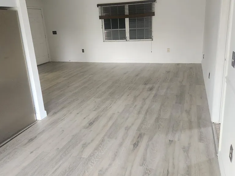 18411 Heather Rd — Photo 7